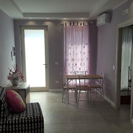 Afrodite Suites Deluxe アグローポリ エクステリア 写真